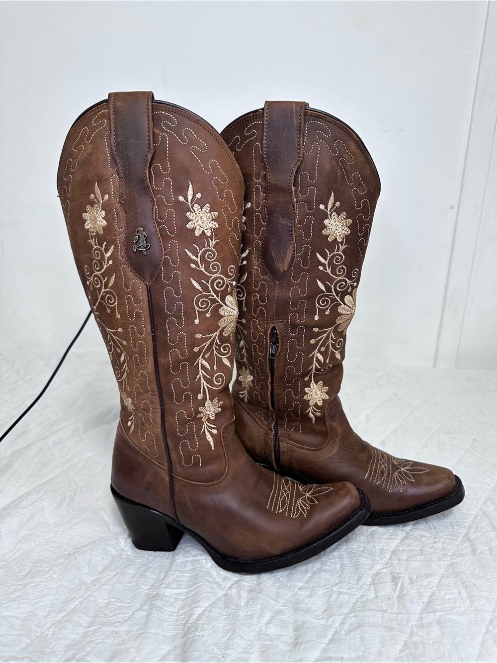 El Malcreado-Brown Leather Floral Embroidered Mid-Calf Western Boots Made In Mex
